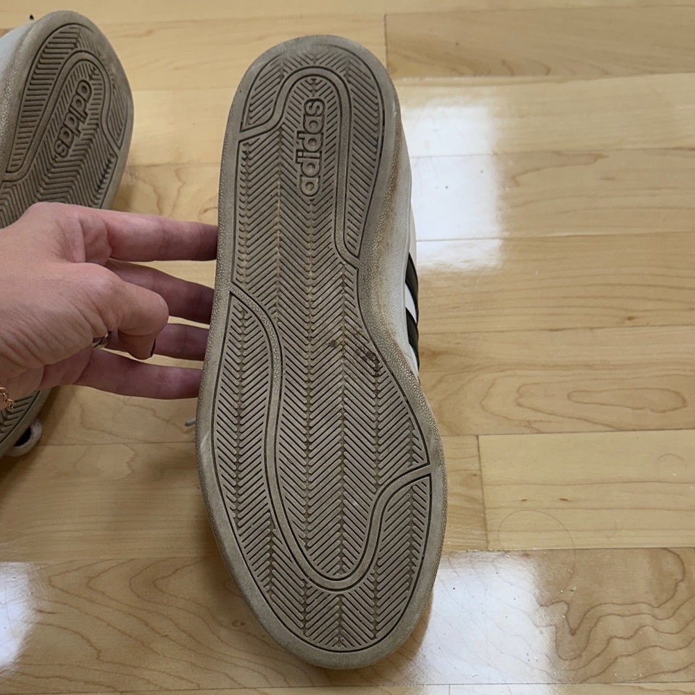 Adidas Memory Foam Sneakers! - Picture 9 of 11